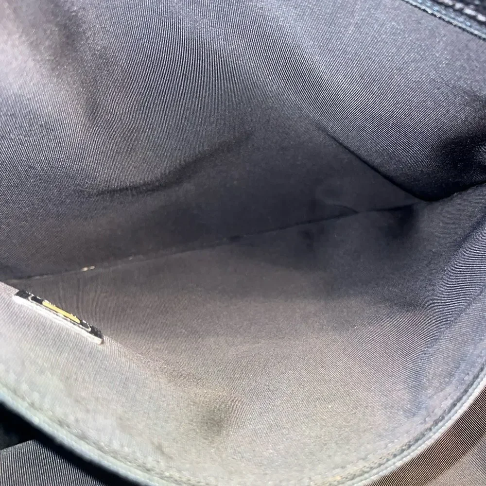 Vintage Chanel Caviar Leather Tote - Picture 10 of 12